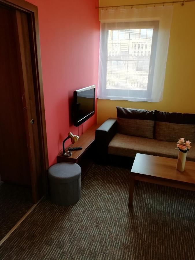 Apartman Fiona Veľka Lomnica Bagian luar foto