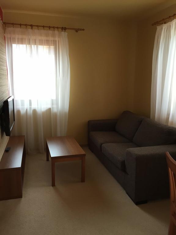 Apartman Fiona Veľka Lomnica Bagian luar foto